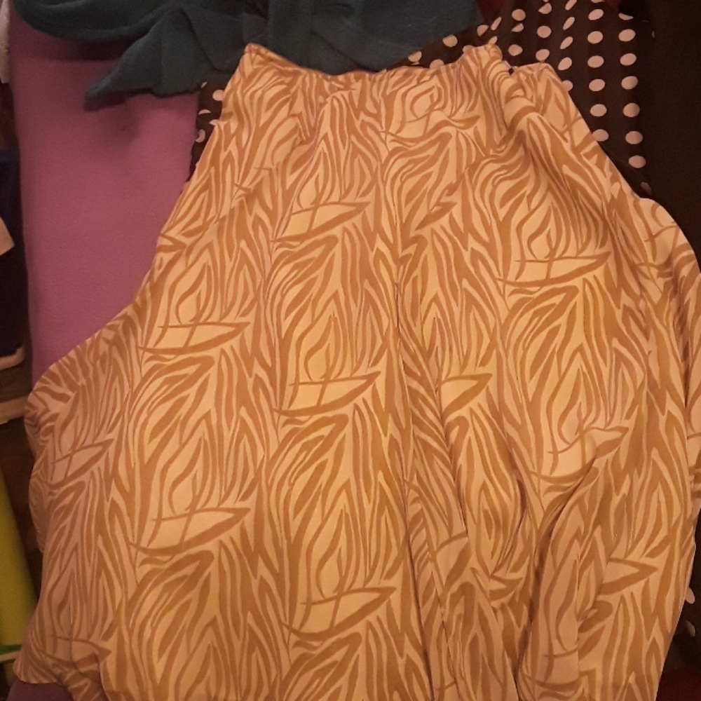 Three Skirts. - image 3